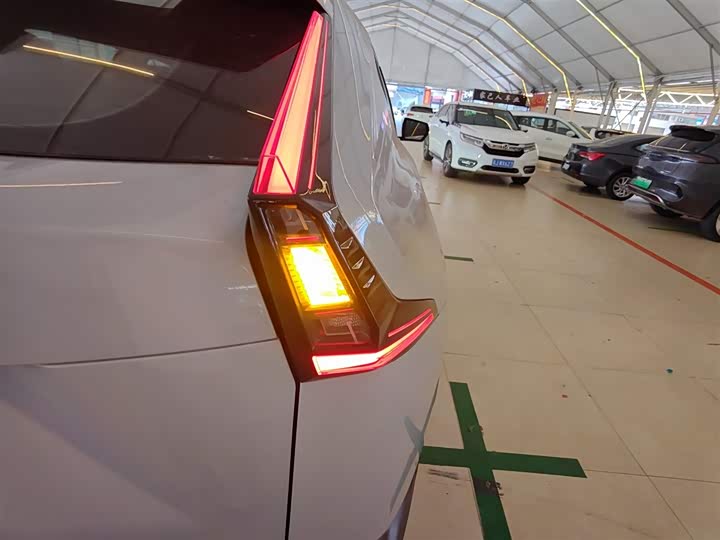 GAC Trumpchi Emkoo 2022 2022款 1.5T 超新星Pro版