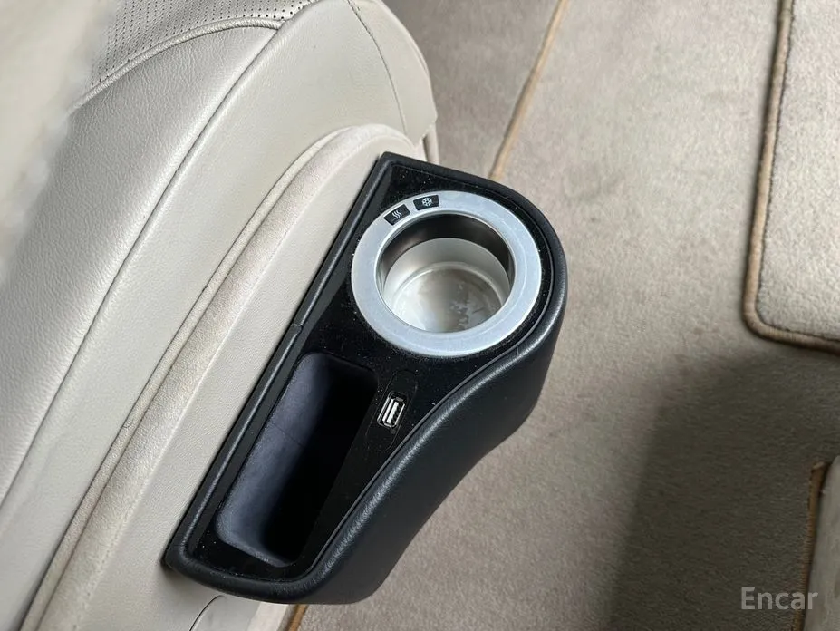 Hyundai Solati 2015 15-seater