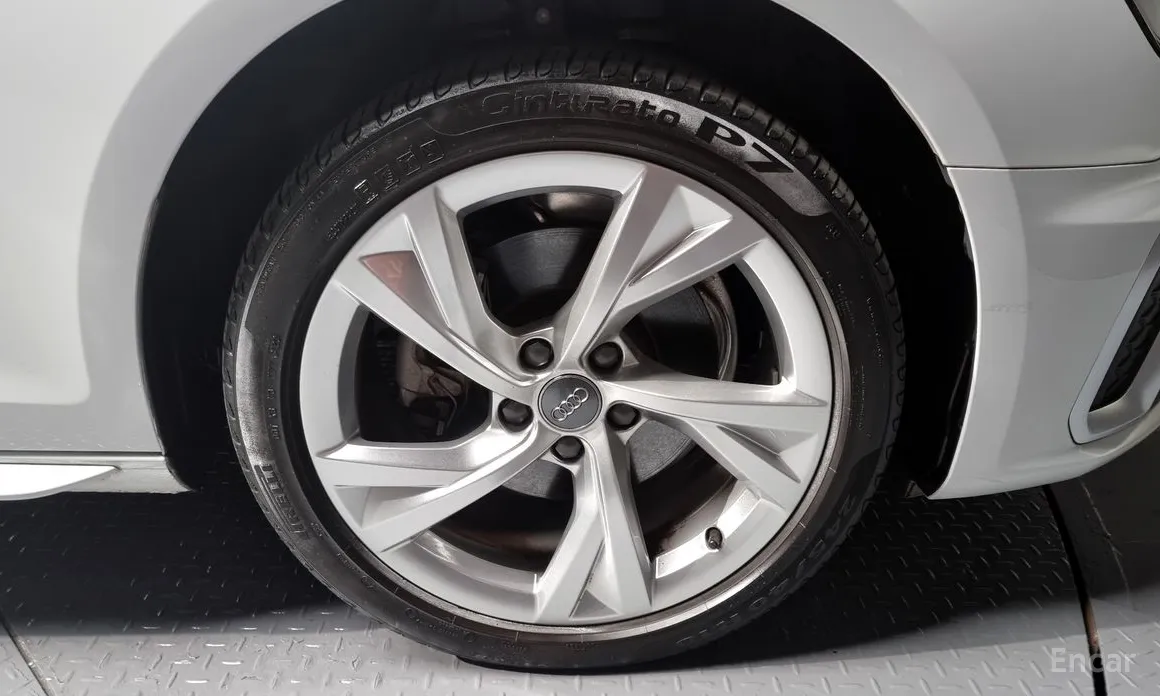 Audi A4 2016 40 TFSI Premium