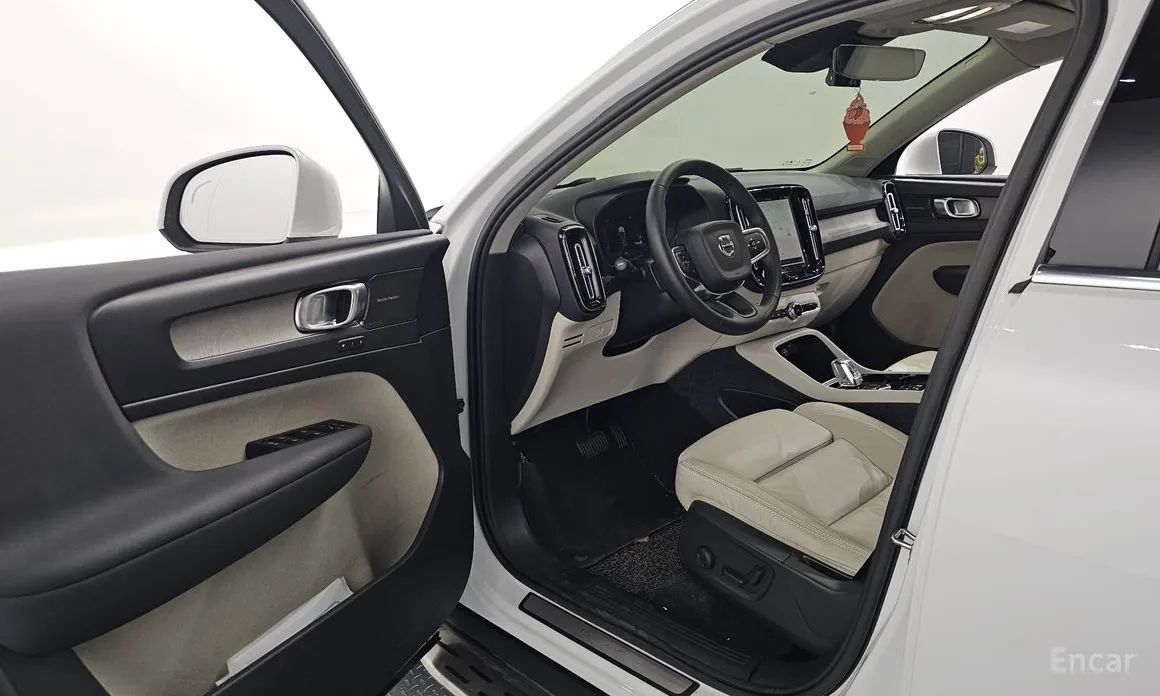 Volvo XC40 2018 B4 Ultimate Bright