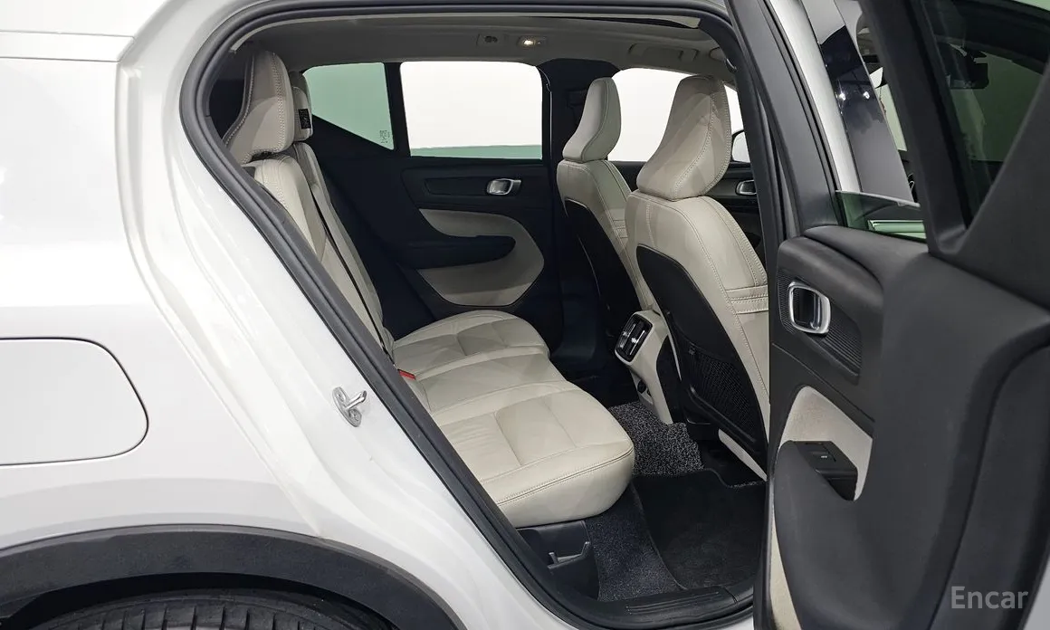 Volvo XC40 2018 B4 Ultimate Bright