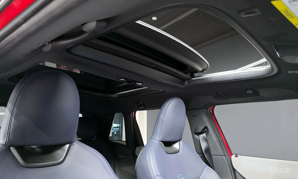 Mini Cooper 2024 5 Door Favoured