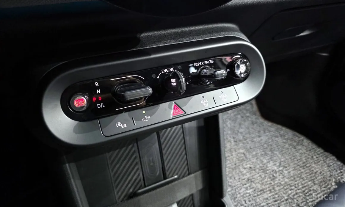 Mini Cooper 2024 5 Door Favoured