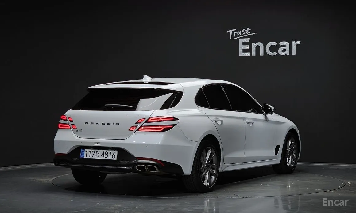 Genesis G70 2022 Gasoline 2.0T 2WD