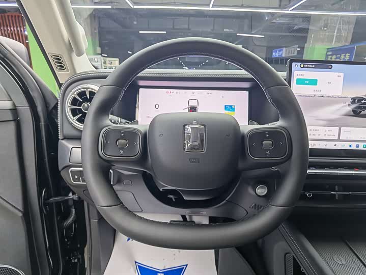 Tank 300 Hybrid 2025 2025款 Hi4-T 37.1kWh