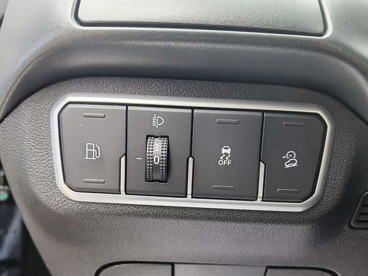 Tank 300 Hybrid 2025 2025款 Hi4-T 37.1kWh