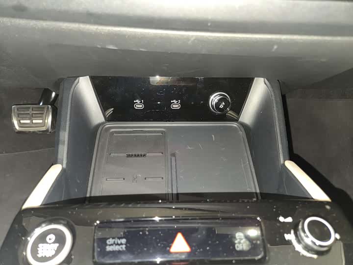 Audi Q6L e-tron 2026 2026款 首发领航版