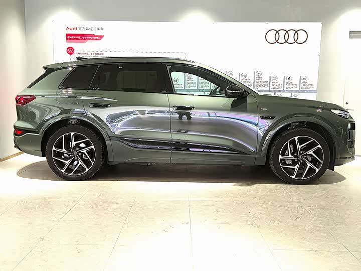 Audi Q6L e-tron 2026 2026款 首发领航版