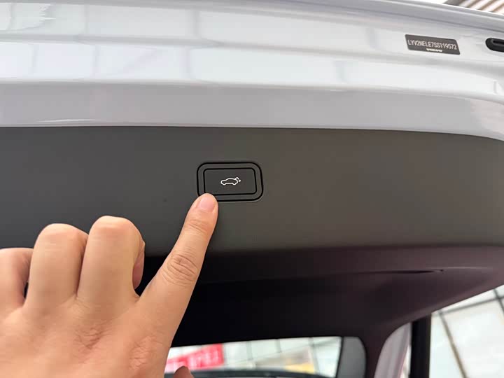 Volvo EX30 2025 2025款 后驱长续航版 Ultra