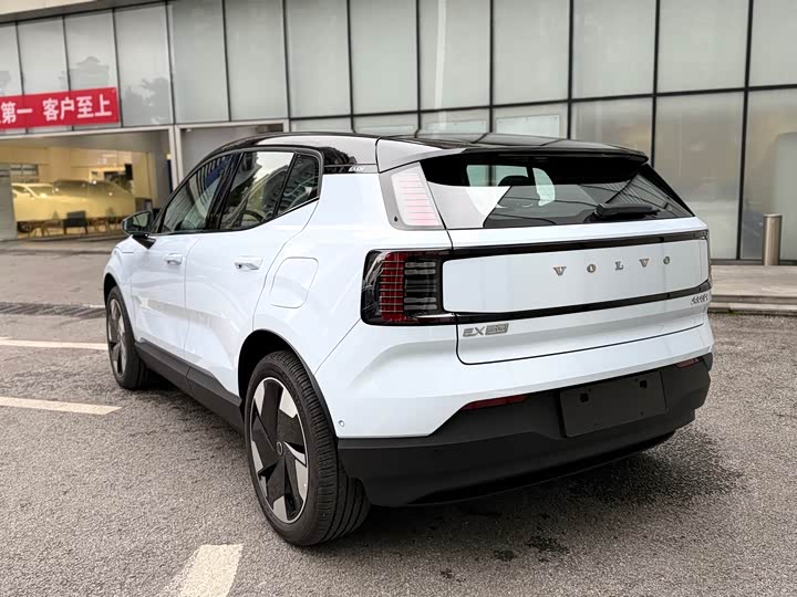 Volvo EX30 2025 2025款 后驱长续航版 Ultra
