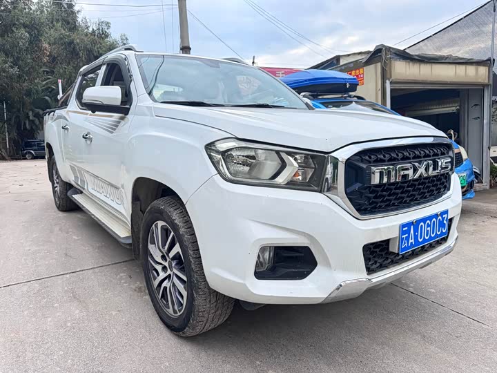 Maxus T70 2021 2021款 2.0T柴油自动四驱豪华版长箱高底盘
