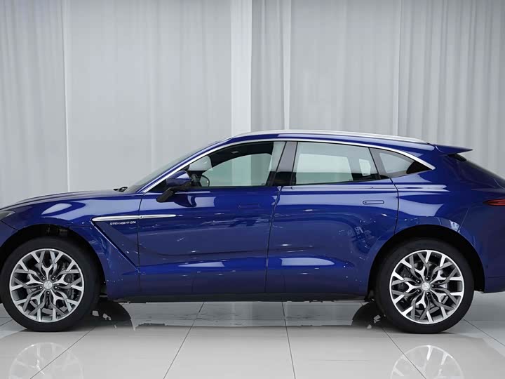 Aston Martin DBX 2024 2024款 3.0T STRAIGHT-SIX