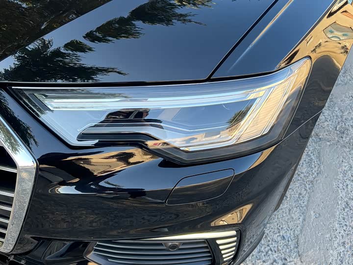 Audi A6L Hybrid 2022 2022款 55 TFSI e quattro