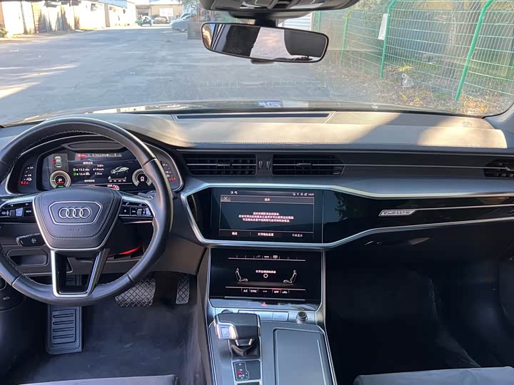 Audi A6L Hybrid 2022 2022款 55 TFSI e quattro