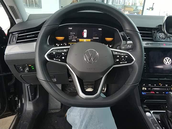 Volkswagen Magotan 2025 2025款 众享款 280TSI DSG豪华型