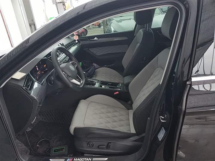 Volkswagen Magotan 2025 2025款 众享款 280TSI DSG豪华型