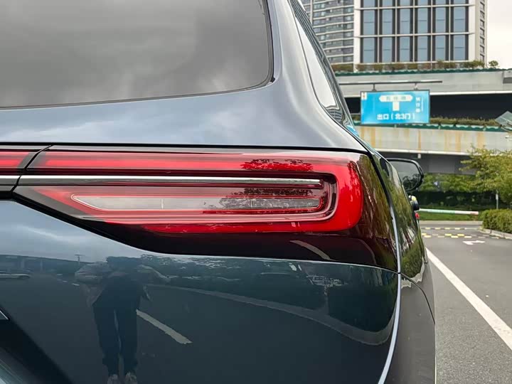 Aito M7 2024 2024款 1.5T 智驾四驱Ultra版 5座