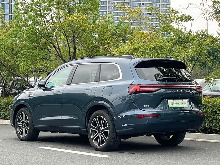 Aito M7 2024 2024款 1.5T 智驾四驱Ultra版 5座