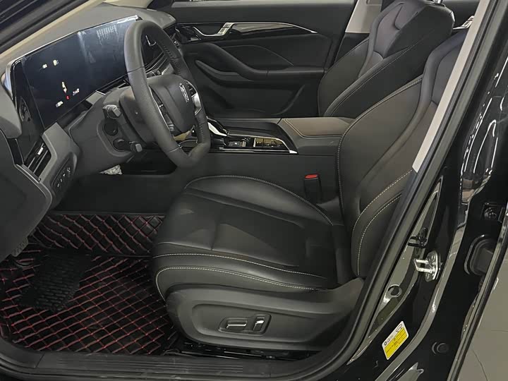 Bestune B70 2023 2023款 第三代 1.5T 自动乐享型70周年纪念版