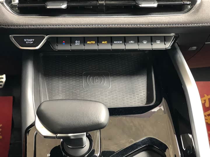 Geely Preface 2025 2025款 东方曜 2.0TD 望月版