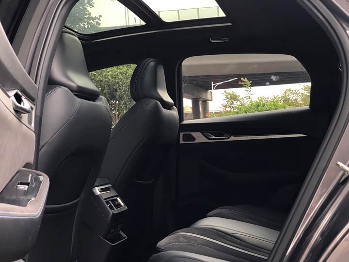 Geely Preface 2025 2025款 东方曜 2.0TD 望月版