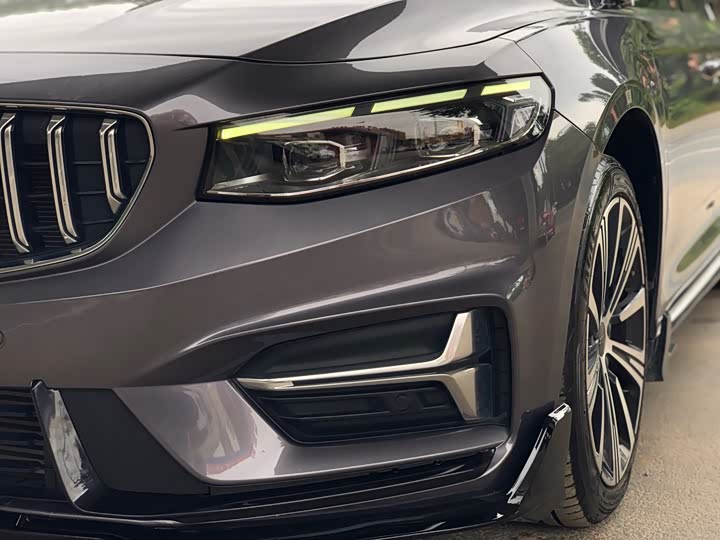 Geely Preface 2025 2025款 东方曜 2.0TD 望月版