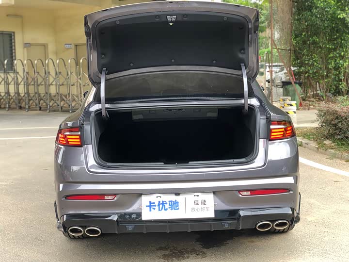 Geely Preface 2025 2025款 东方曜 2.0TD 望月版