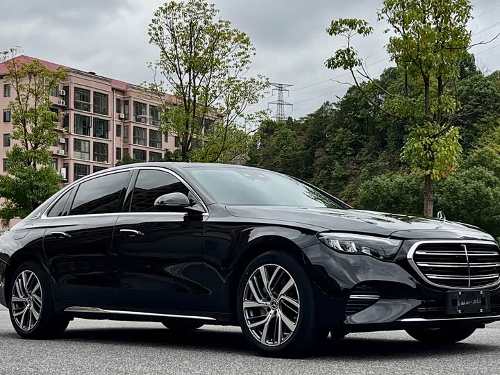 Mercedes-Benz E-Class 2025 2025款 E 300 L 时尚型