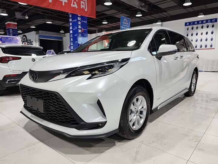 Toyota Granvia 2024 2024款 2.5L混动 舒适版