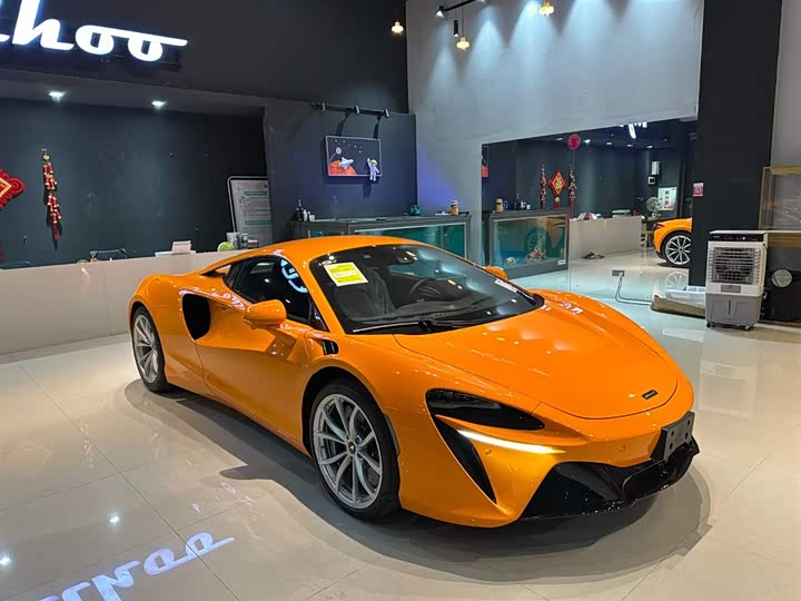 McLaren Artura 2023 2023款 3.0T Hybrid 标准型