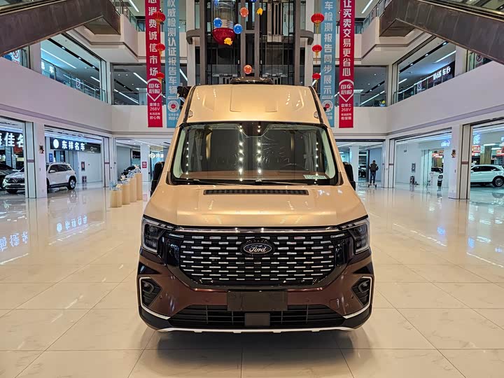 Ford Transit T8 2024 2024款 T8 2.3T柴油自动长轴高顶15座商旅版3/2/3/3/4后双胎