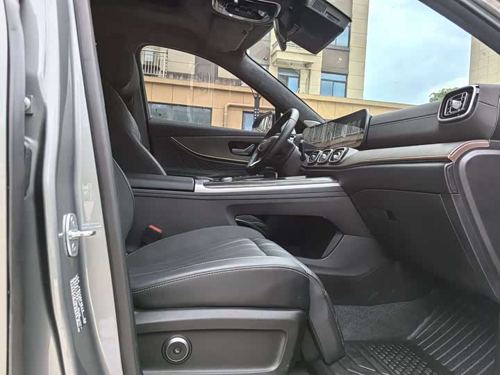 Chery Tiggo 9 2025 2025款 2.0T 双离合两驱豪享版 7座