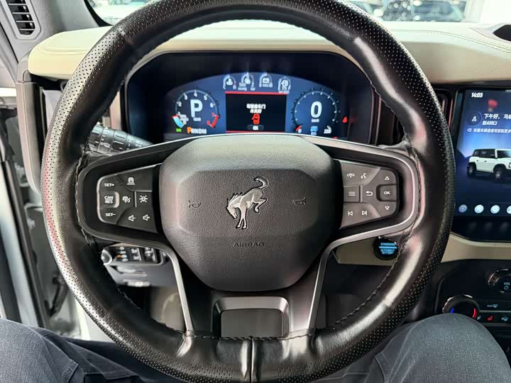 Ford Bronco 2024 2024款 2.3T 长滩