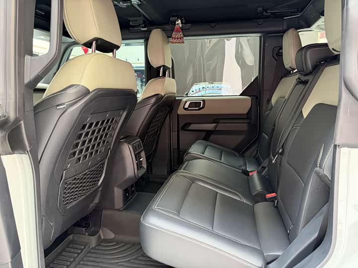 Ford Bronco 2024 2024款 2.3T 长滩