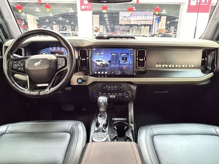 Ford Bronco 2024 2024款 2.3T 长滩