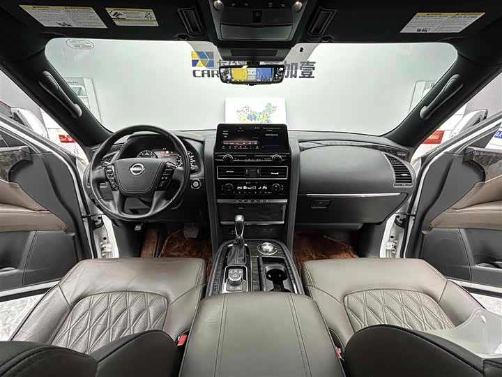 Nissan Armada 2023 2023款 ARMADA 5.6L 无敌舰队旗舰版