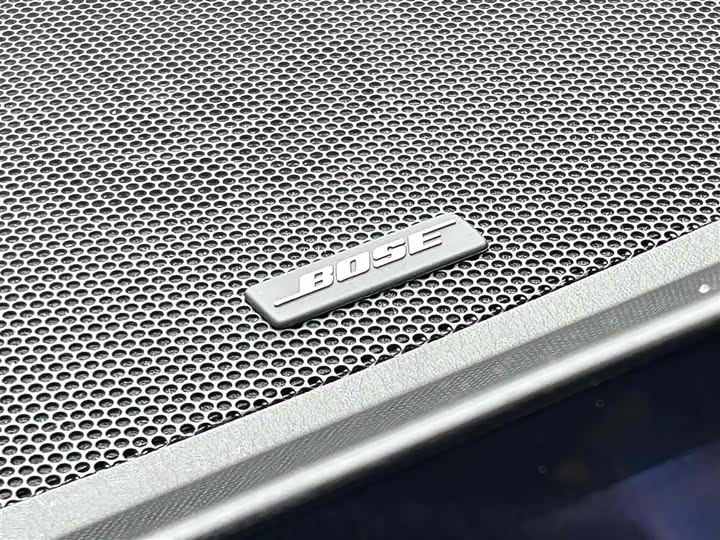 Nissan Armada 2023 2023款 ARMADA 5.6L 无敌舰队旗舰版