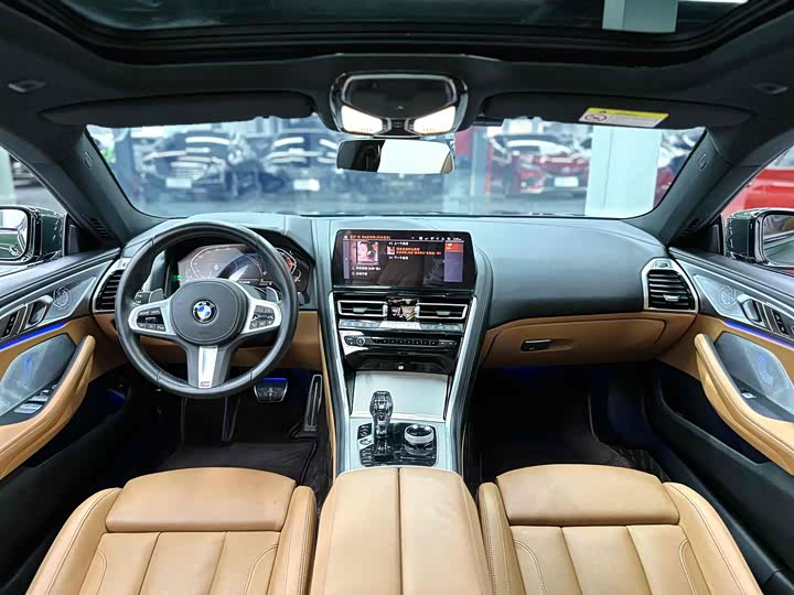BMW 8 Series 2022 2022款 840i xDrive 四门轿跑车 M运动套装