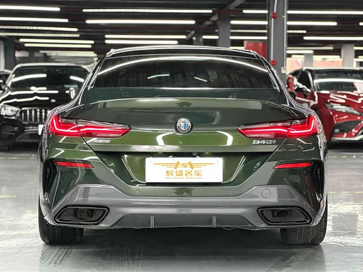 BMW 8 Series 2022 2022款 840i xDrive 四门轿跑车 M运动套装