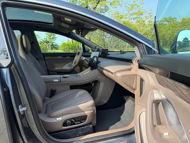 Luxeed R7 2025 2025款 增程 251km Max