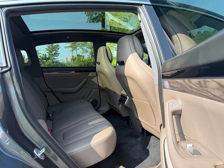 Luxeed R7 2025 2025款 增程 251km Max