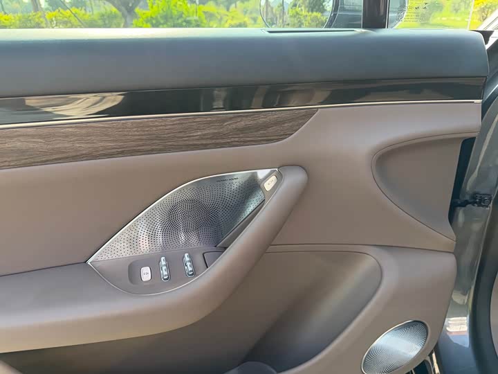 Luxeed R7 2025 2025款 增程 251km Max