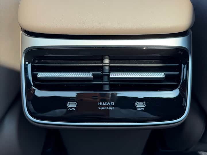 Luxeed R7 2025 2025款 增程 251km Max