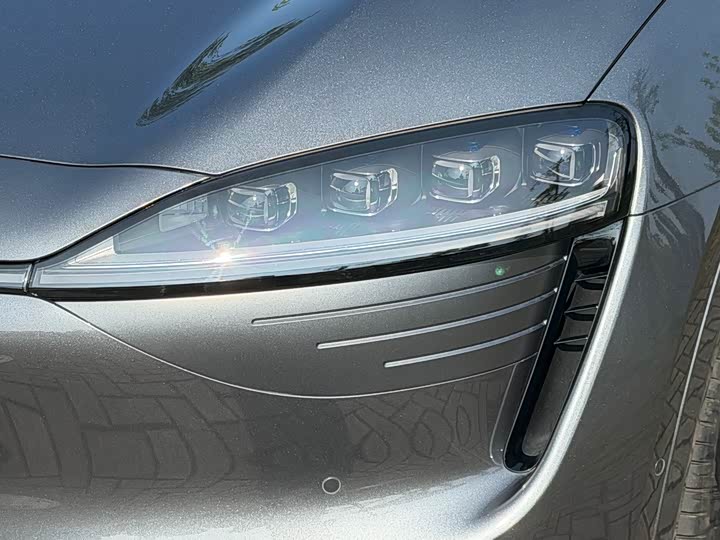 Luxeed R7 2025 2025款 增程 251km Max