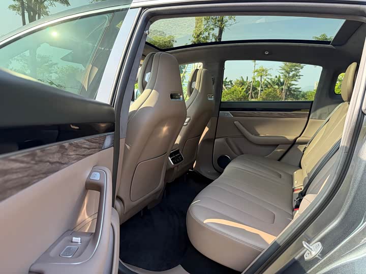 Luxeed R7 2025 2025款 增程 251km Max