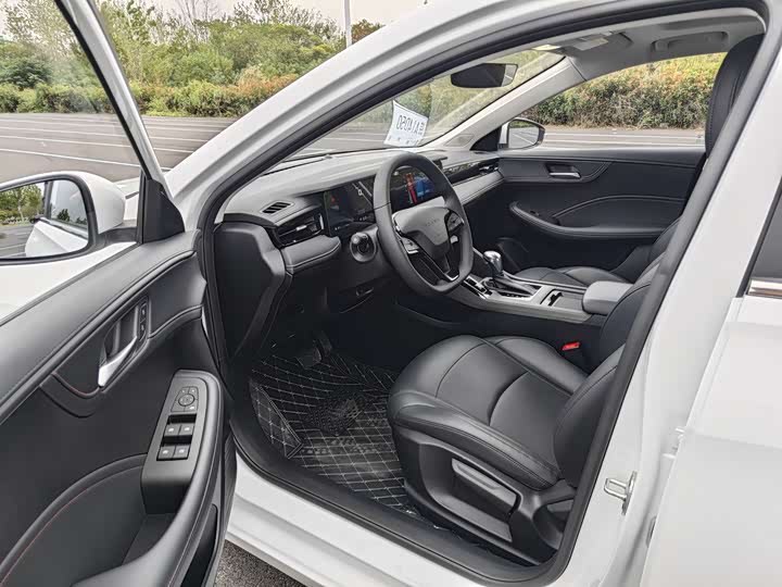 Roewe i5 2024 2024款 1.5L CVT尊荣版