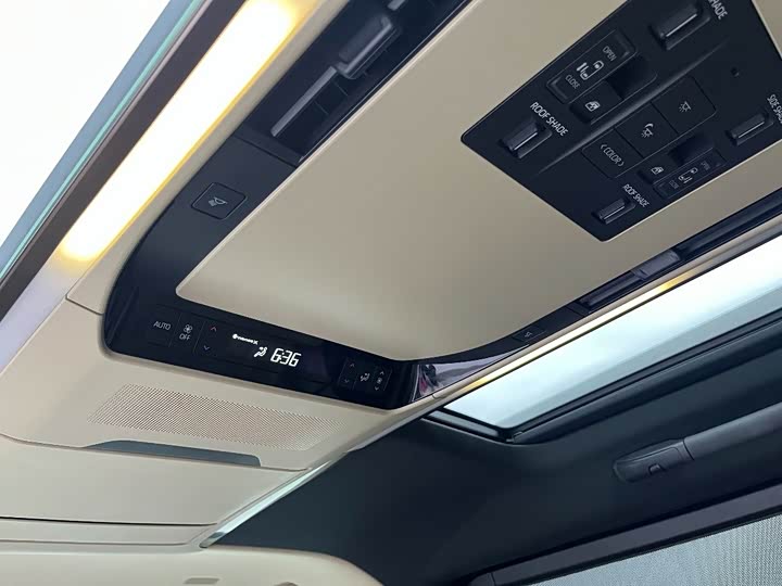 Toyota Alphard 2024 2024款 双擎 2.5L 尊贵版