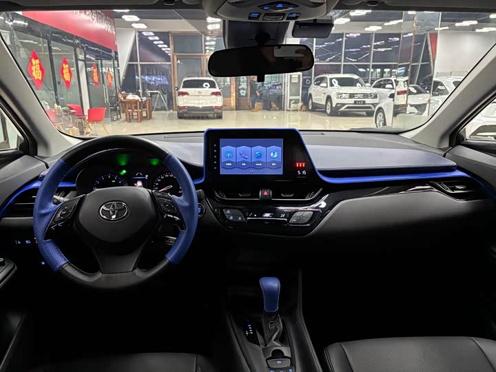 Toyota C-HR 2022 2022款 2.0L 领先版
