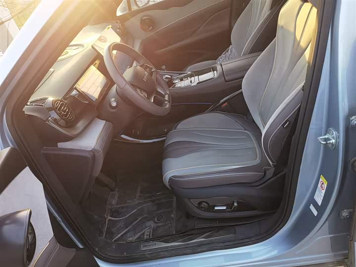 BYD Frigate 07 2023 2023款 DM-i 100KM 旗舰型