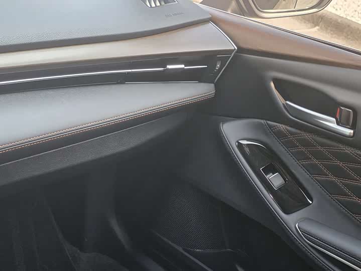 Toyota Avalon 2024 2024款 2.0L 臻选版